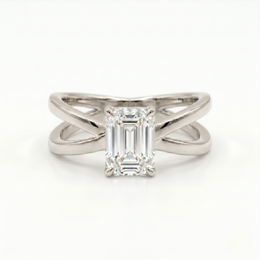 Criss-Cross Ring - Emerald 2ct