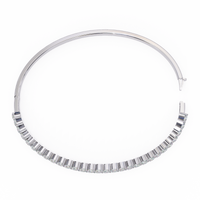 Virelle Cuff - 0.14 ct pears