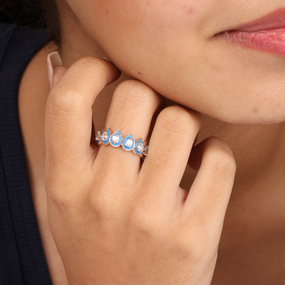 9 kt / White Gold / 7