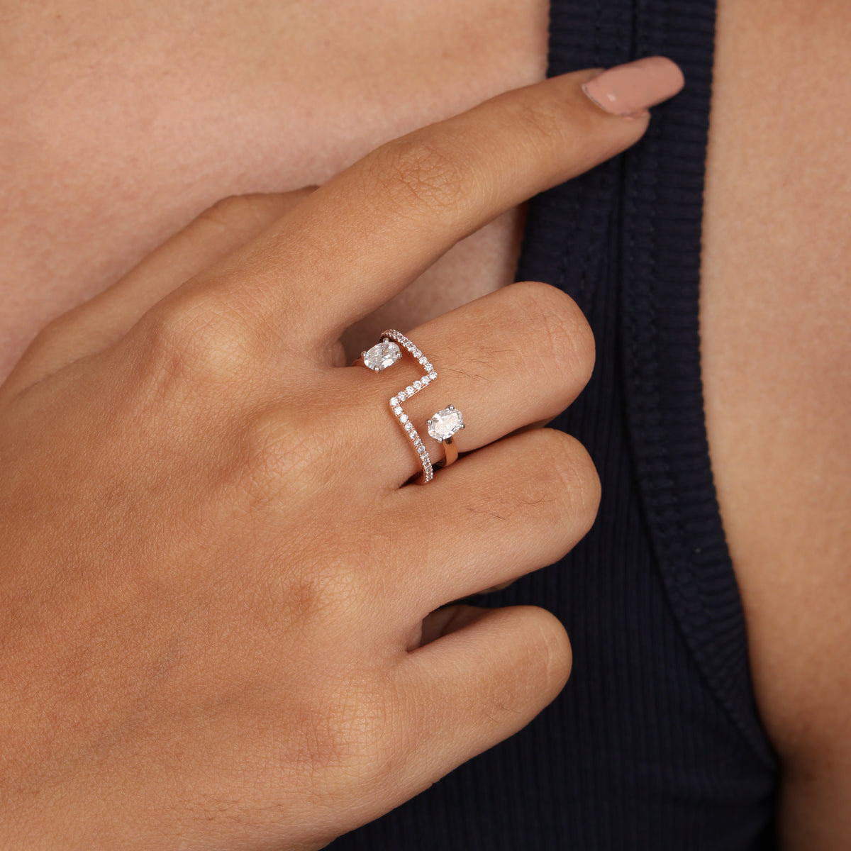 9 kt / White Gold / 7