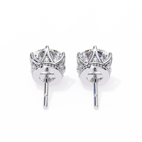 2.6 ct Round studs - Crown setting