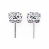 2.6 ct Round studs - Crown setting