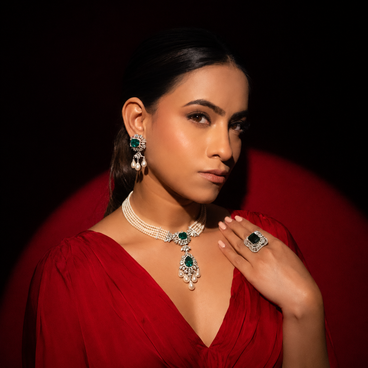 Emerald Royalty Choker
