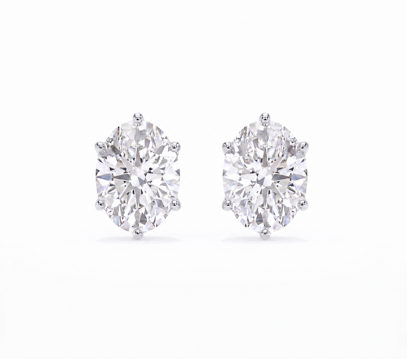 Oval studs - Crown setting