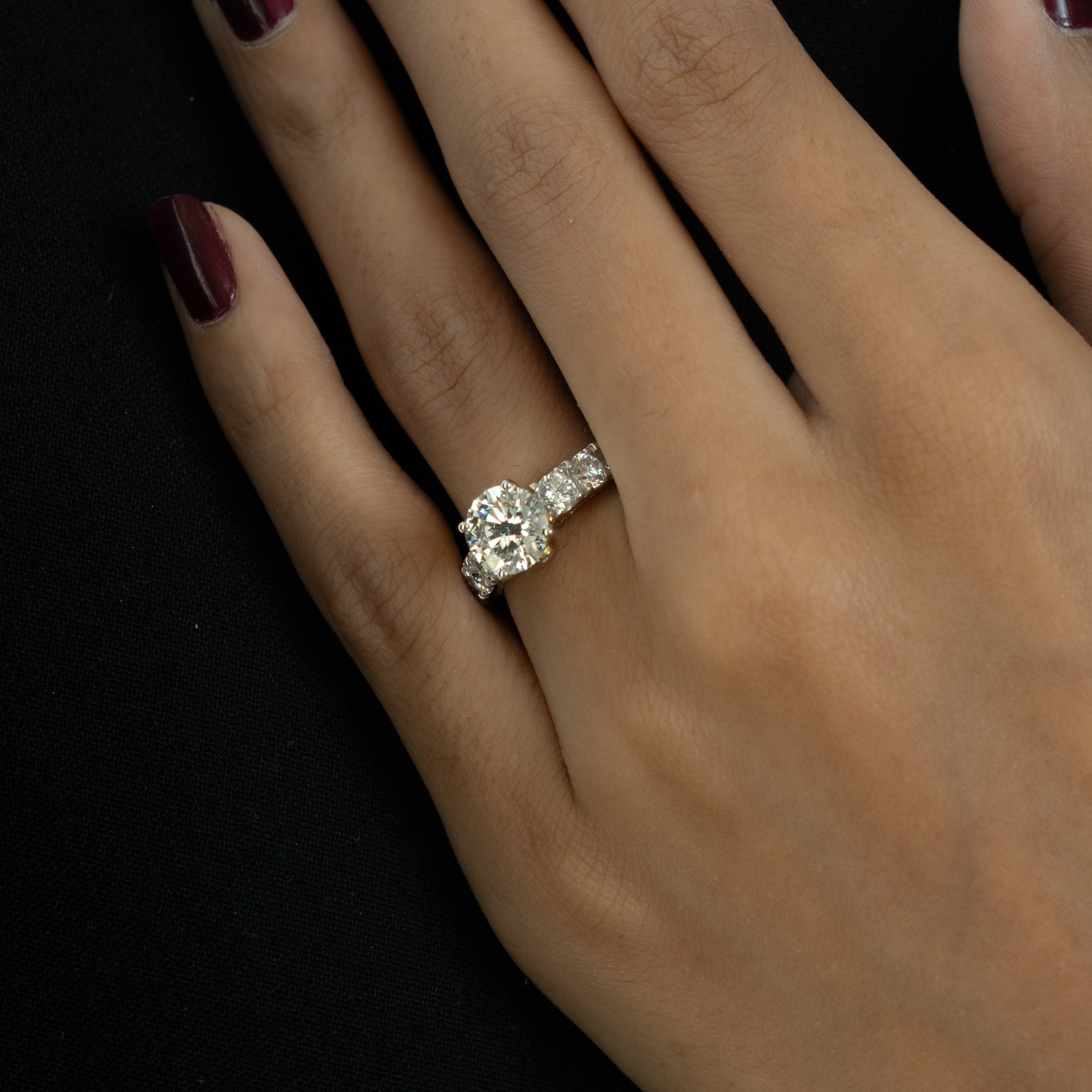 Aeloria Grace - 2 ct round