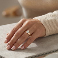 Split Band Ring - Pear 0.5 ct
