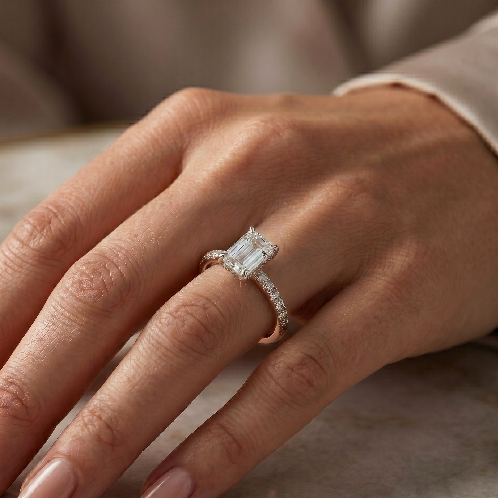 Elara Ring - Emerald 1ct