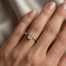 Split Band Ring - Emerald 0.5ct