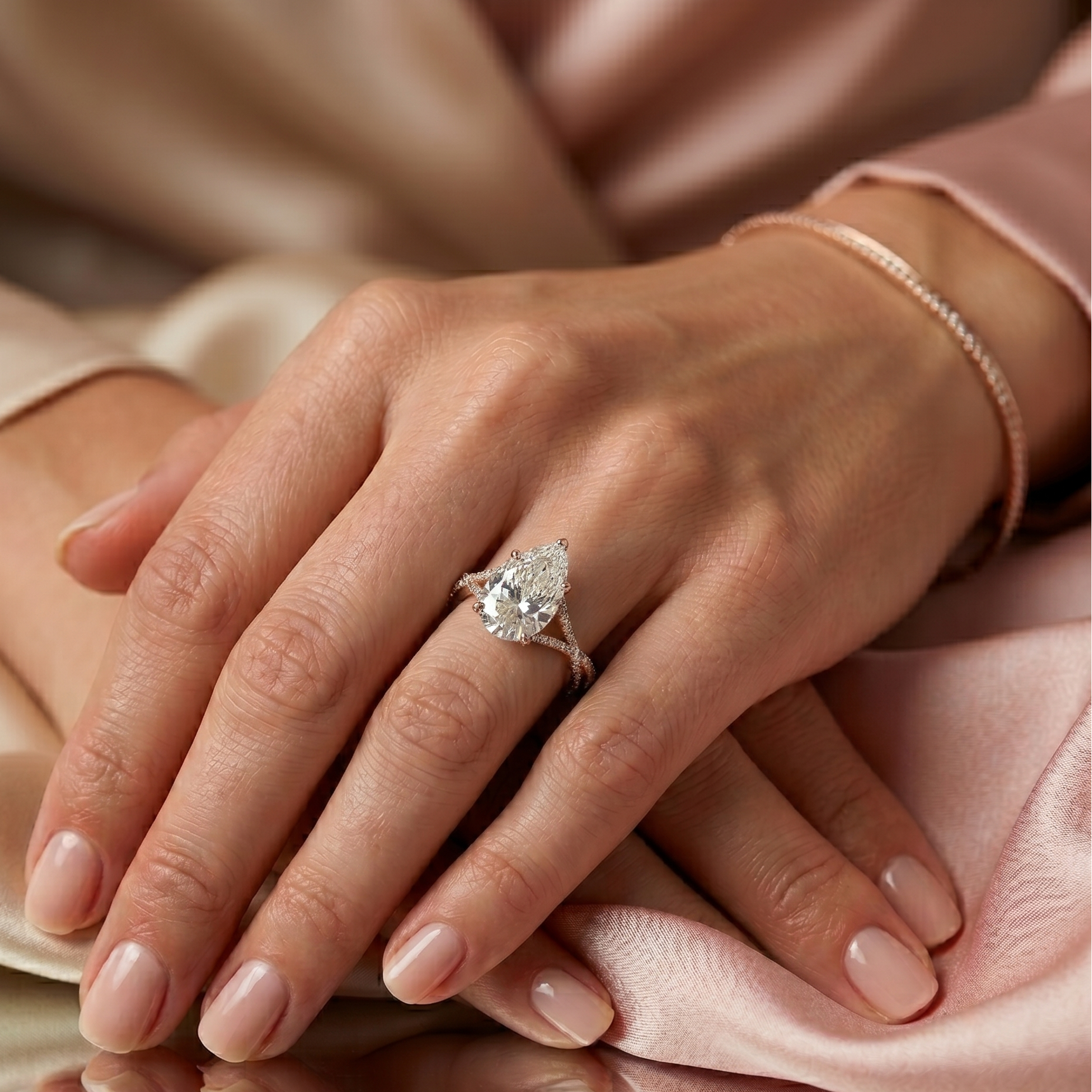 Twist Solitaire Ring - Pear 2ct