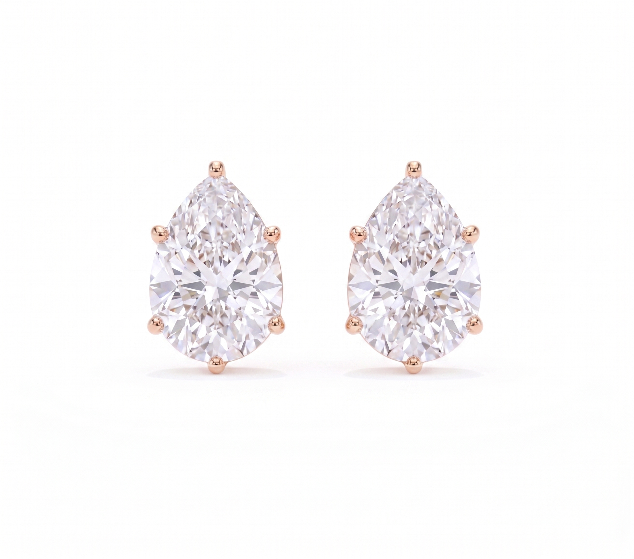 Pear studs - Crown setting