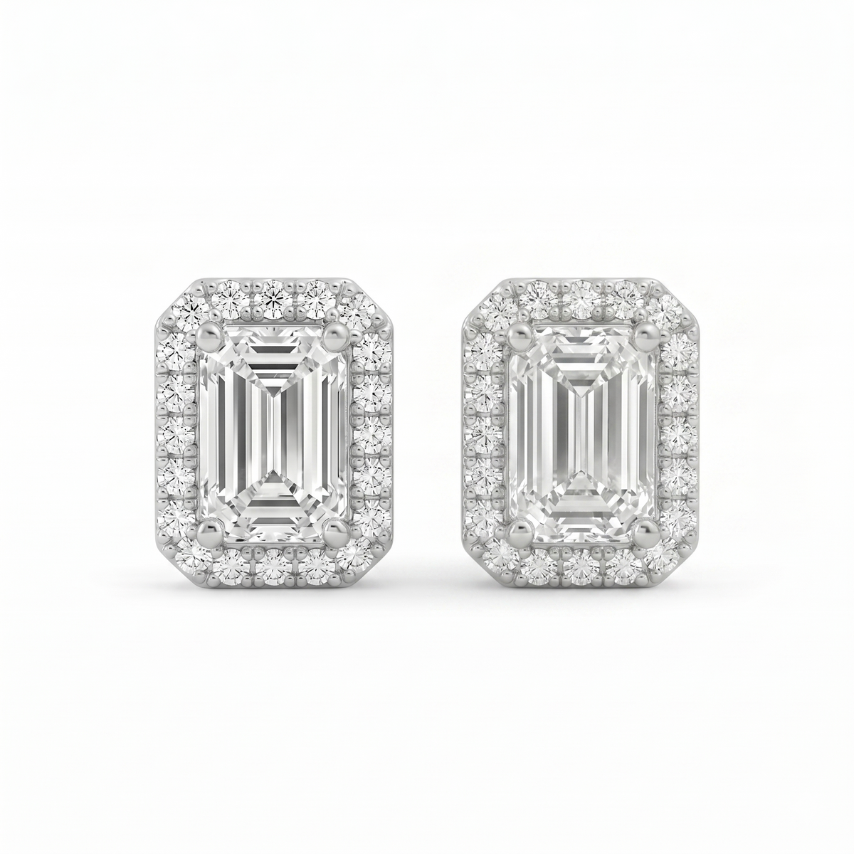 0.5ct each / White Gold / 9 kt