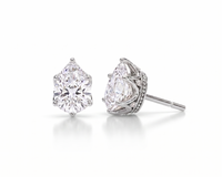 Pear studs - Crown setting