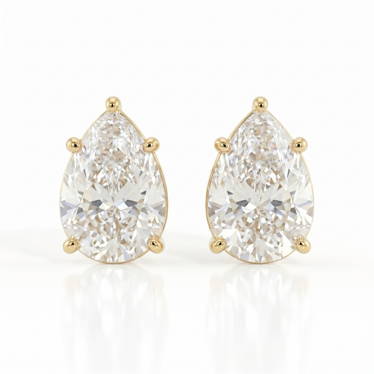 0.5ct each / 9 kt / Yellow Gold