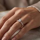 Elara Ring - Emerald 0.5ct