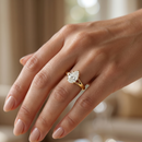 Split Band Ring - Pear 1.5ct