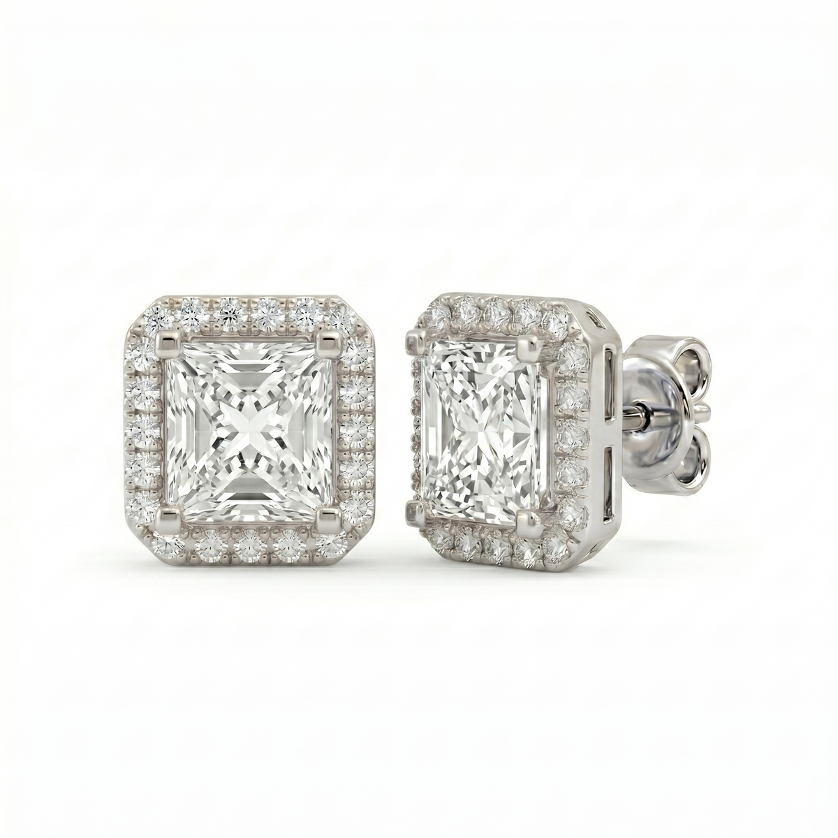 0.5ct each / White Gold / 9 kt