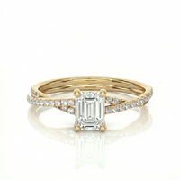 Twist Solitaire Ring - Emerald 1ct