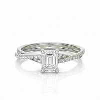 Twist Solitaire Ring - Emerald 1ct