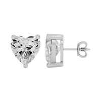 4 ct Heart studs - Basket setting