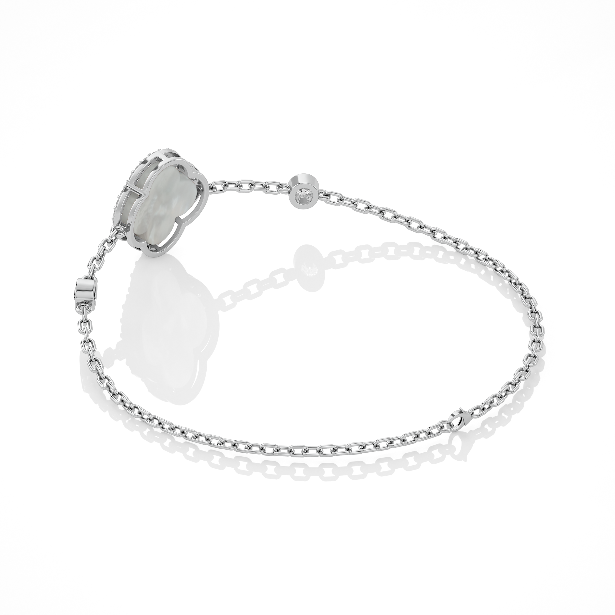 Mother of Pearl clover bracelet