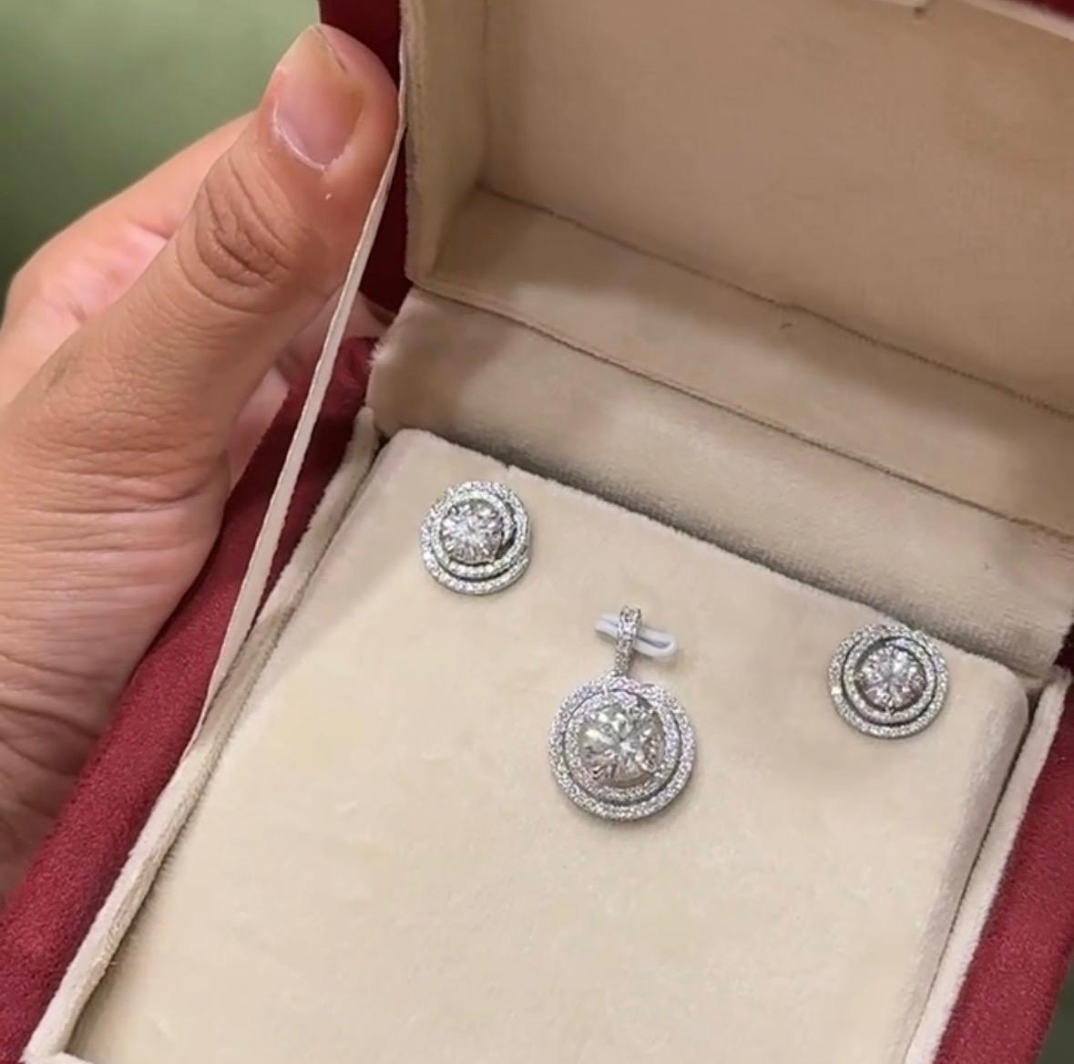 Kamya Diamond Set
