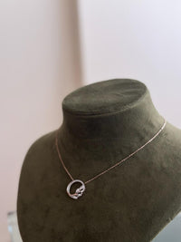 Eternal Leaf Circle Necklace