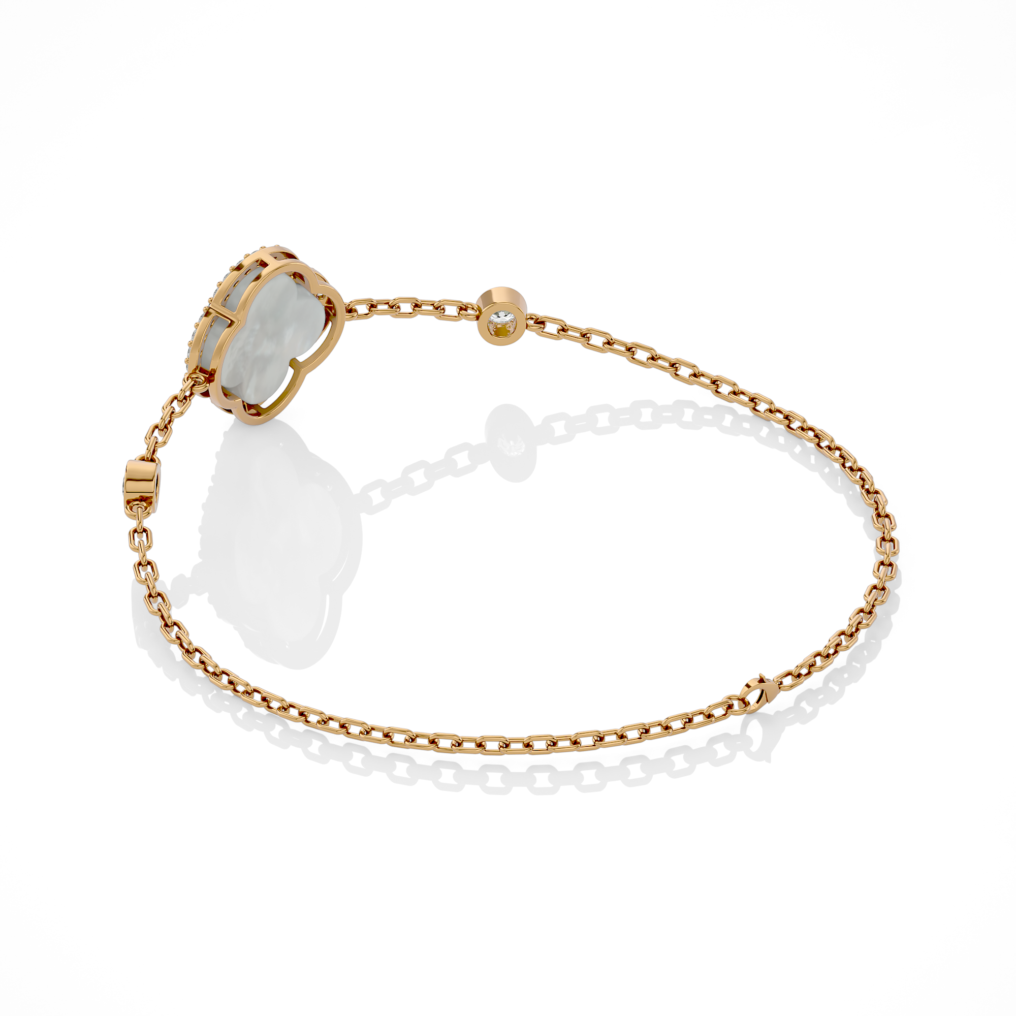 Mother of Pearl clover bracelet